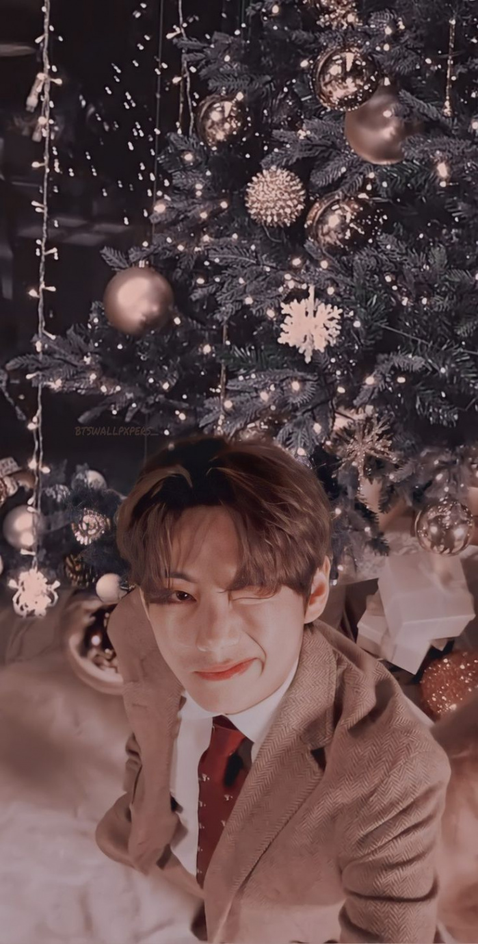 BTS Dynamite Holiday MV Wallpapers// Taehyung  Kim taehyung