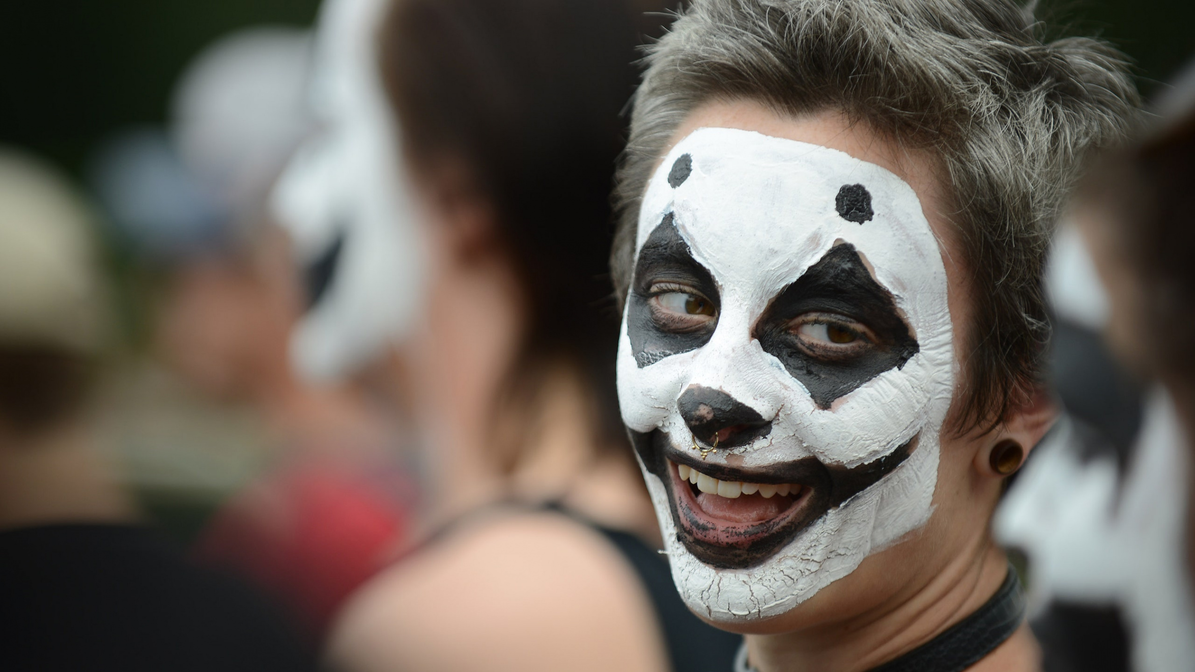 Can Juggalo Makeup Trick Facial Recognition Technology? (LOL, Yes