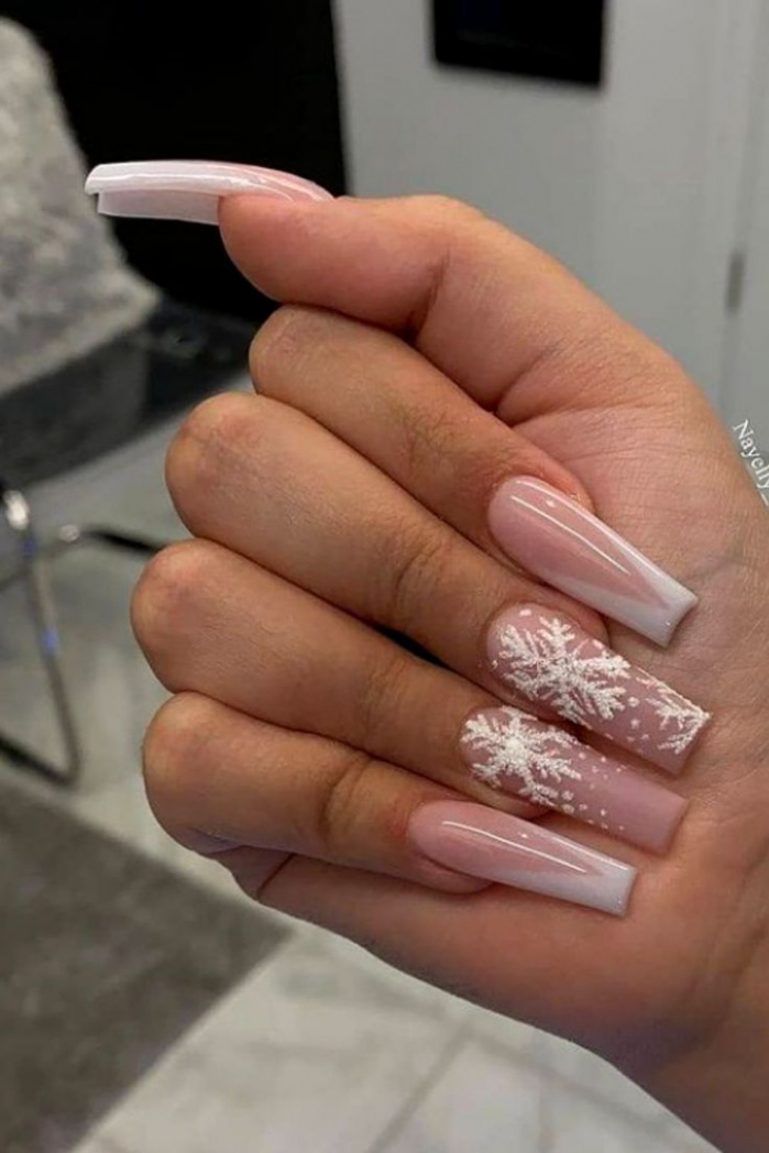 Destineyy sent you a Pin!  Winter nails acrylic, Acrylic nails