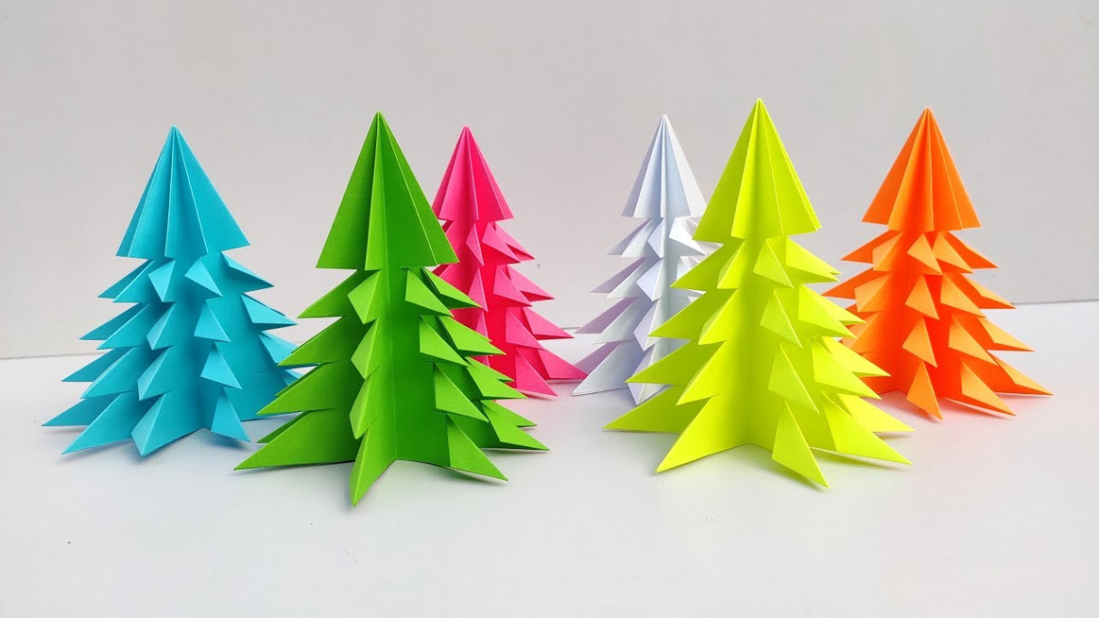 DIY Christmas Decorations  How to Make a D Paper Xmas Tree  Christmas  Crafts  Christmas Tree
