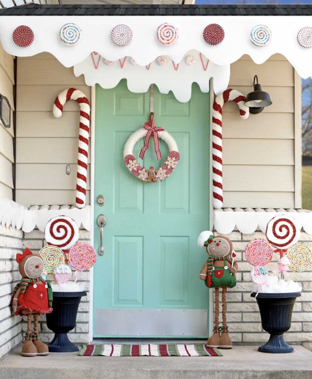 DIY Outdoor and Porch Christmas Decorations