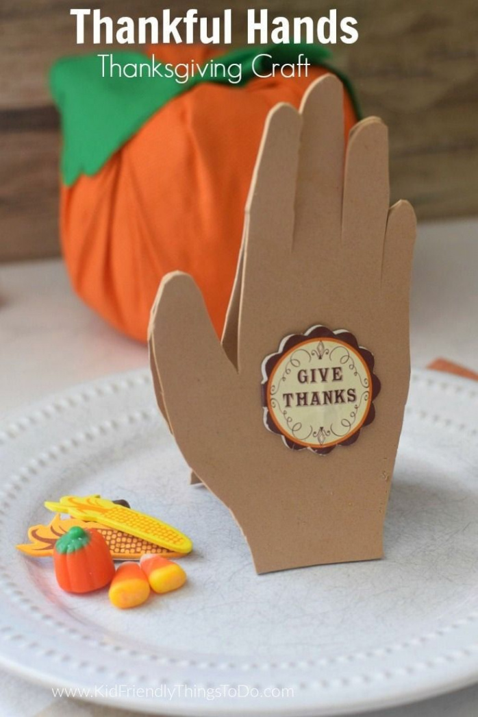 Easy Thanksgiving Crafts & DIY Projects for Kids