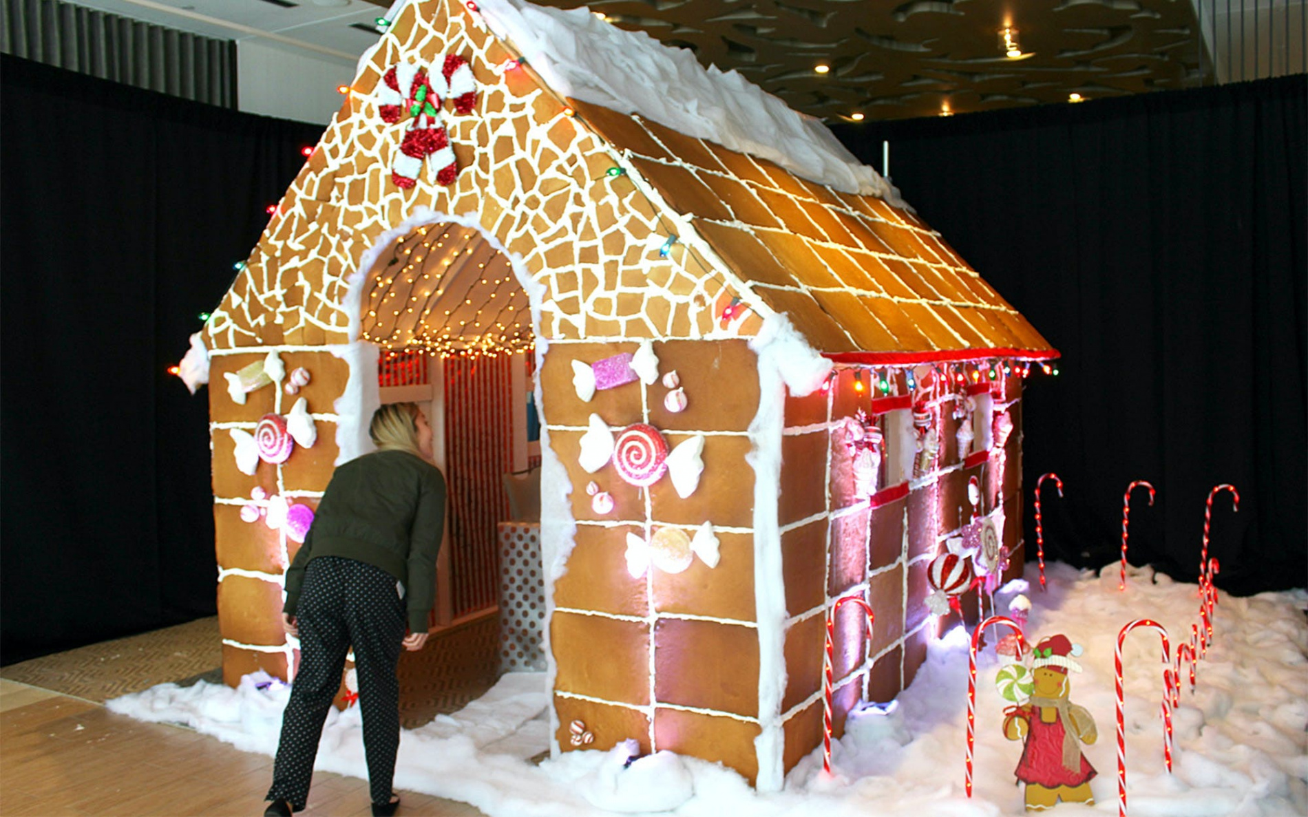 How the Westin Austin Downtown Created a Lifesize Gingerbread