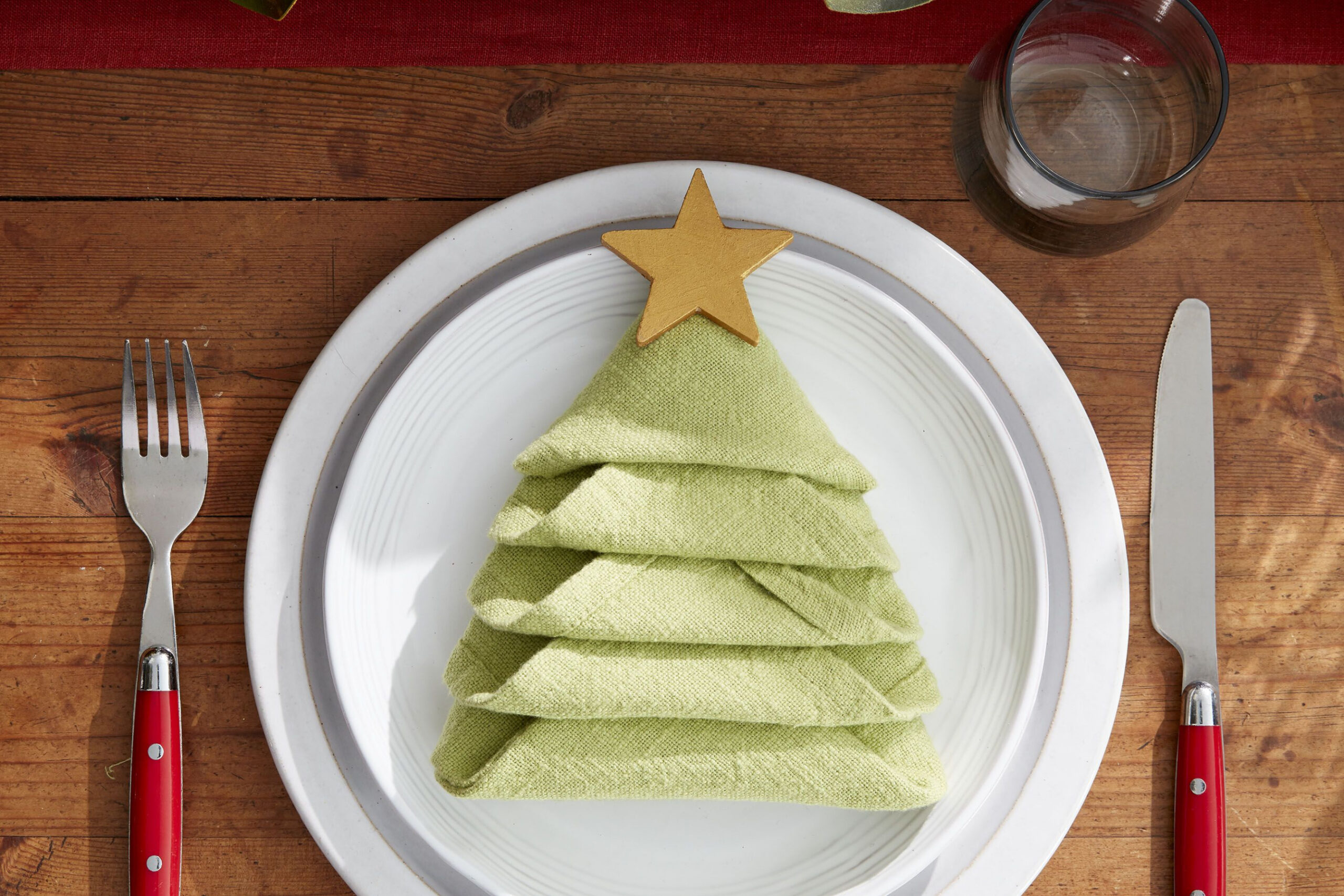 How to Make a Christmas Tree Napkin Fold - All the Steps to