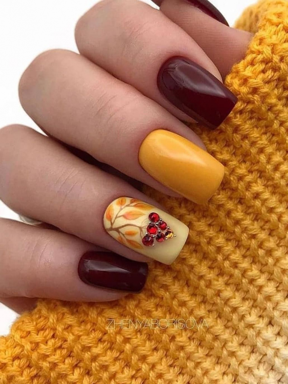 Most Beautiful Fall Nails to Try This Year  Thanksgiving nail