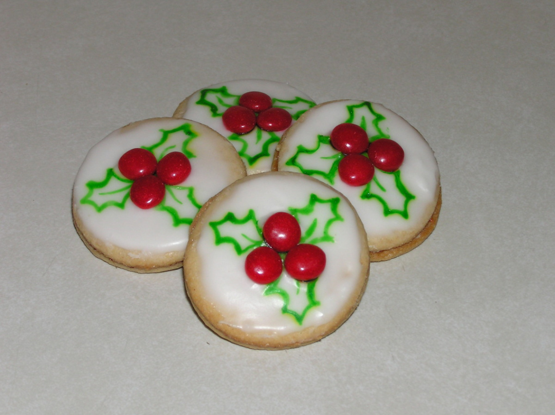 New Zealand Holly Cookies