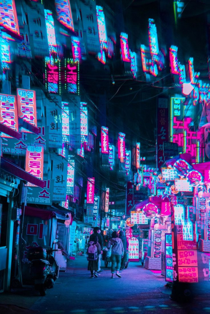Photos of Tokyo taken with a fractal lens look incredibly