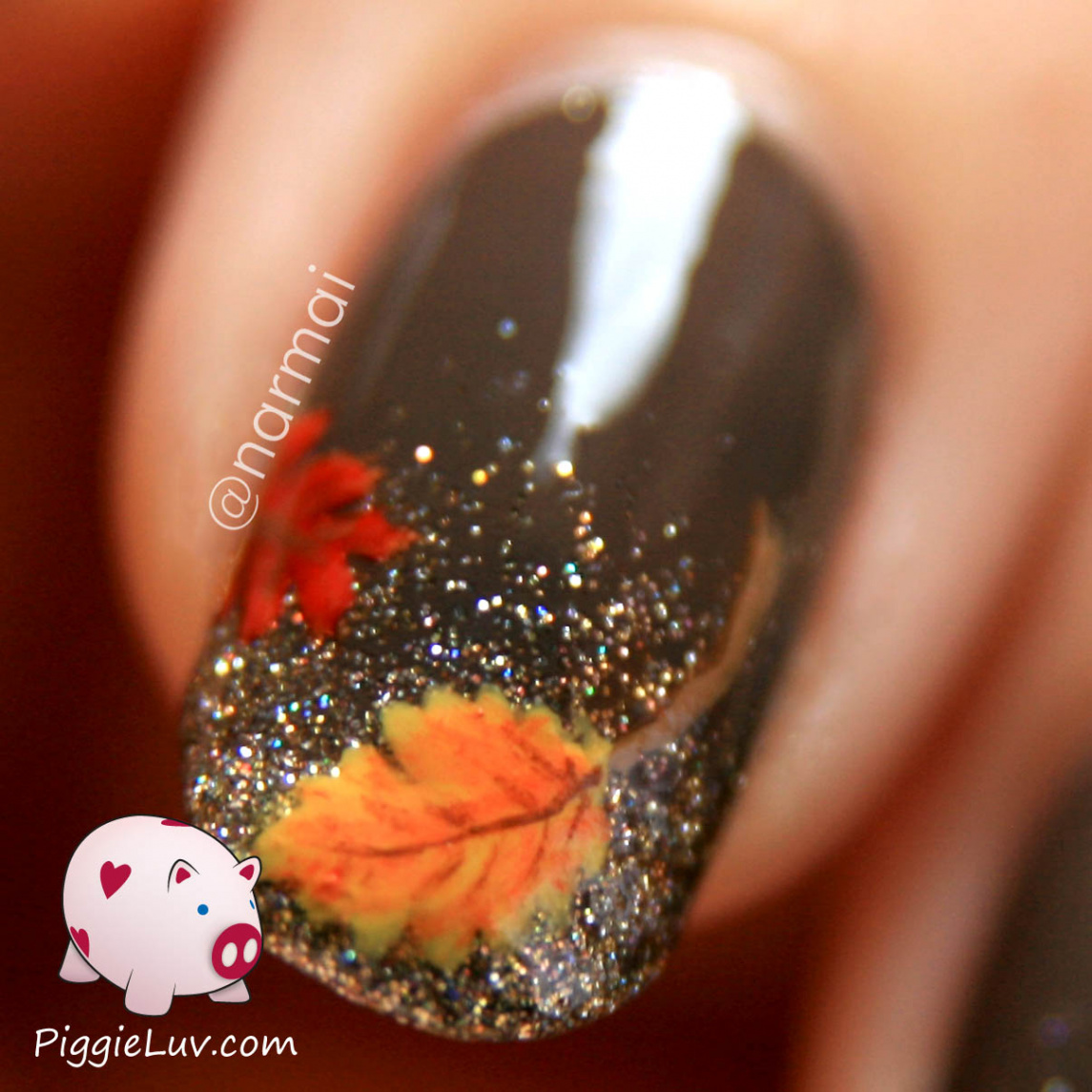 PiggieLuv: Fall nail art! Autumn leaves on glitter gradient