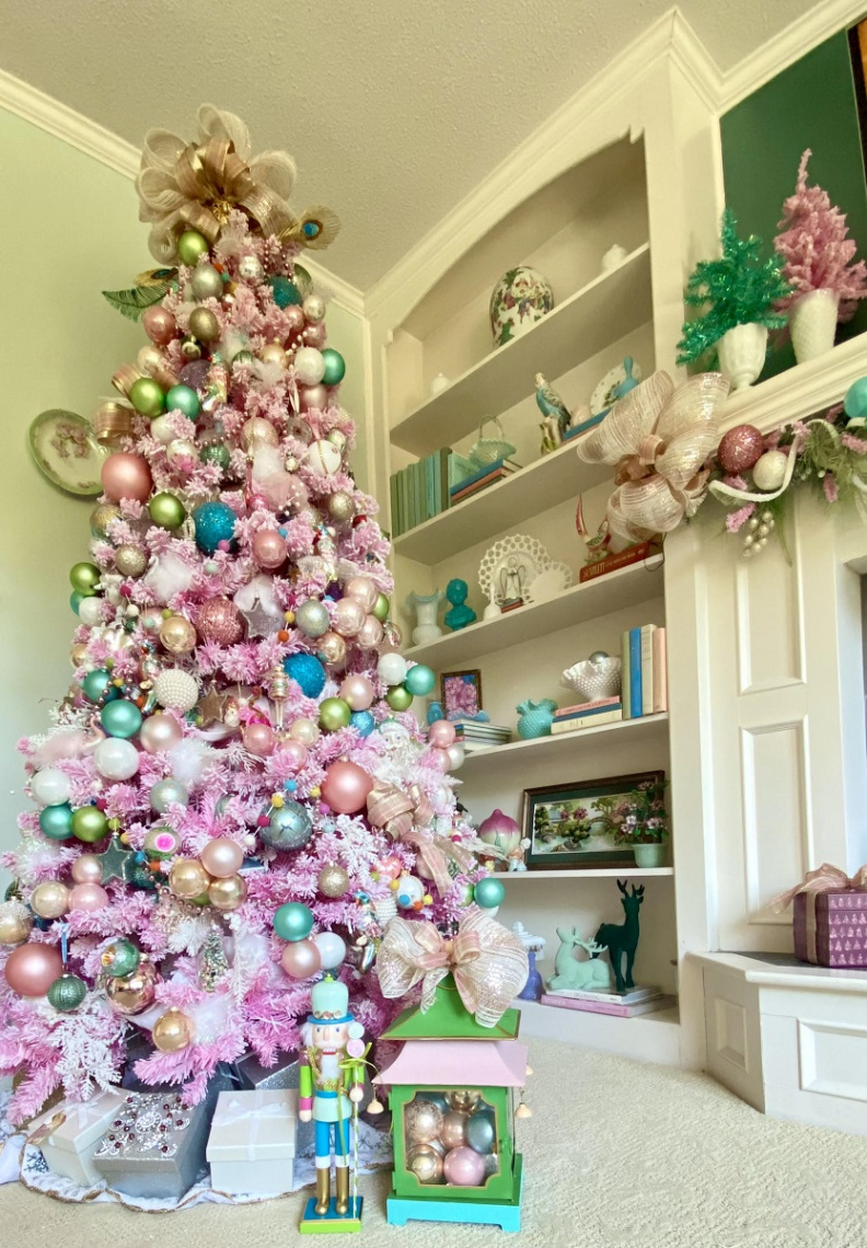 Simple Ideas for Creating a Perfect Pastel Christmas Theme