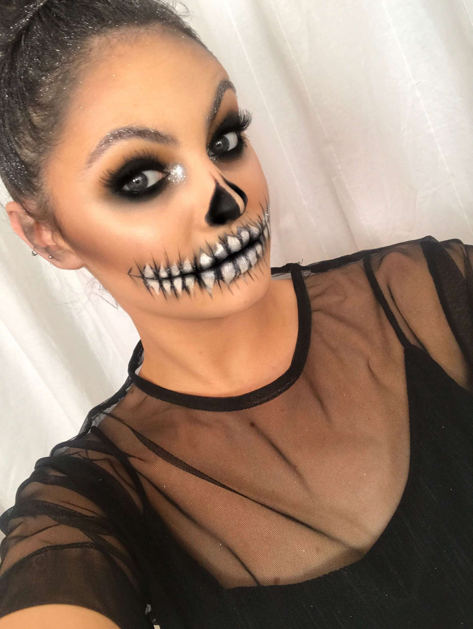 Skeleton makeup look for Halloween 👻💀🖤 #skeleton #halloween