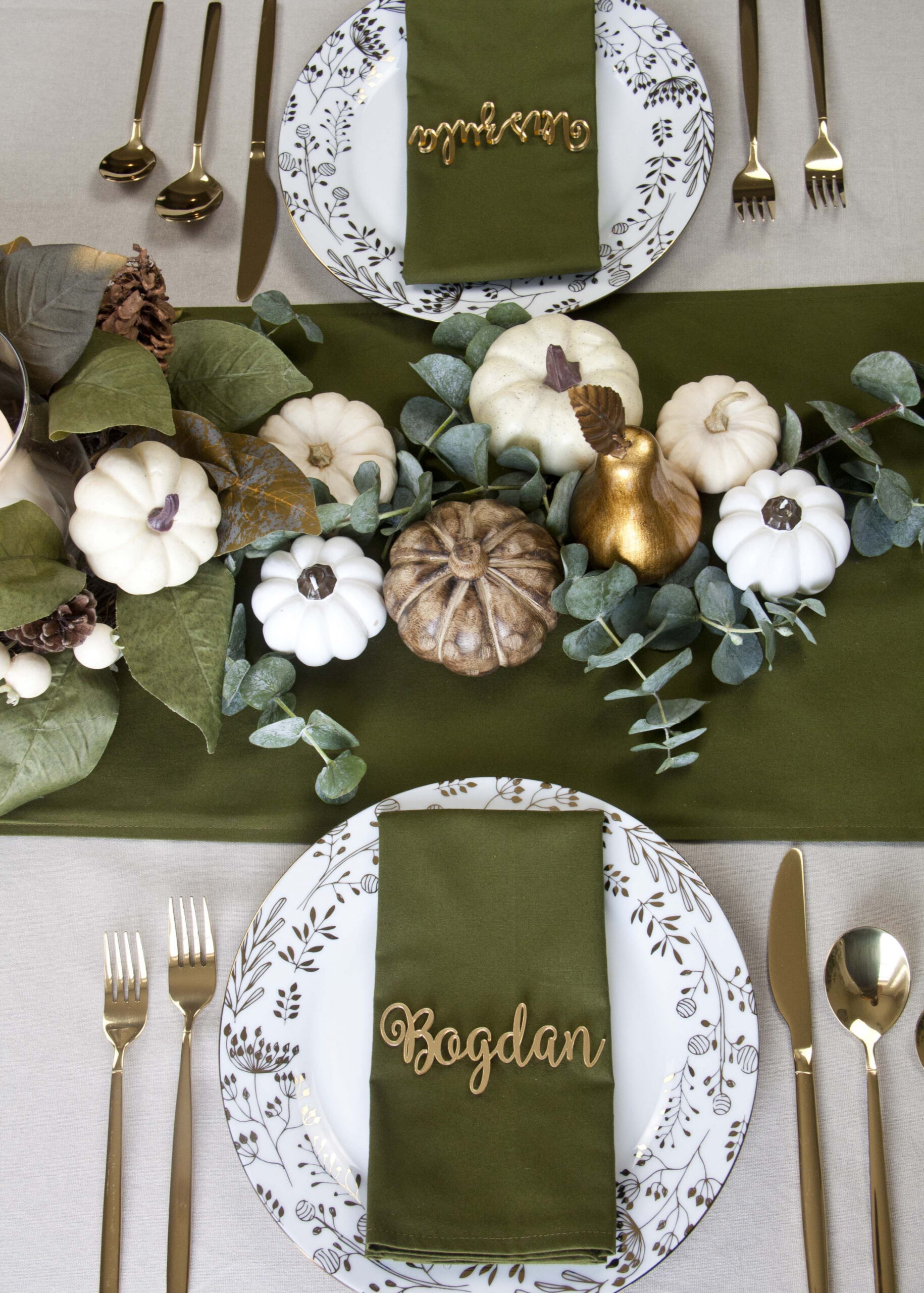 THANKSGIVING TABLESCAPE: OLIVE GREEN & GOLD THEME  Thanksgiving