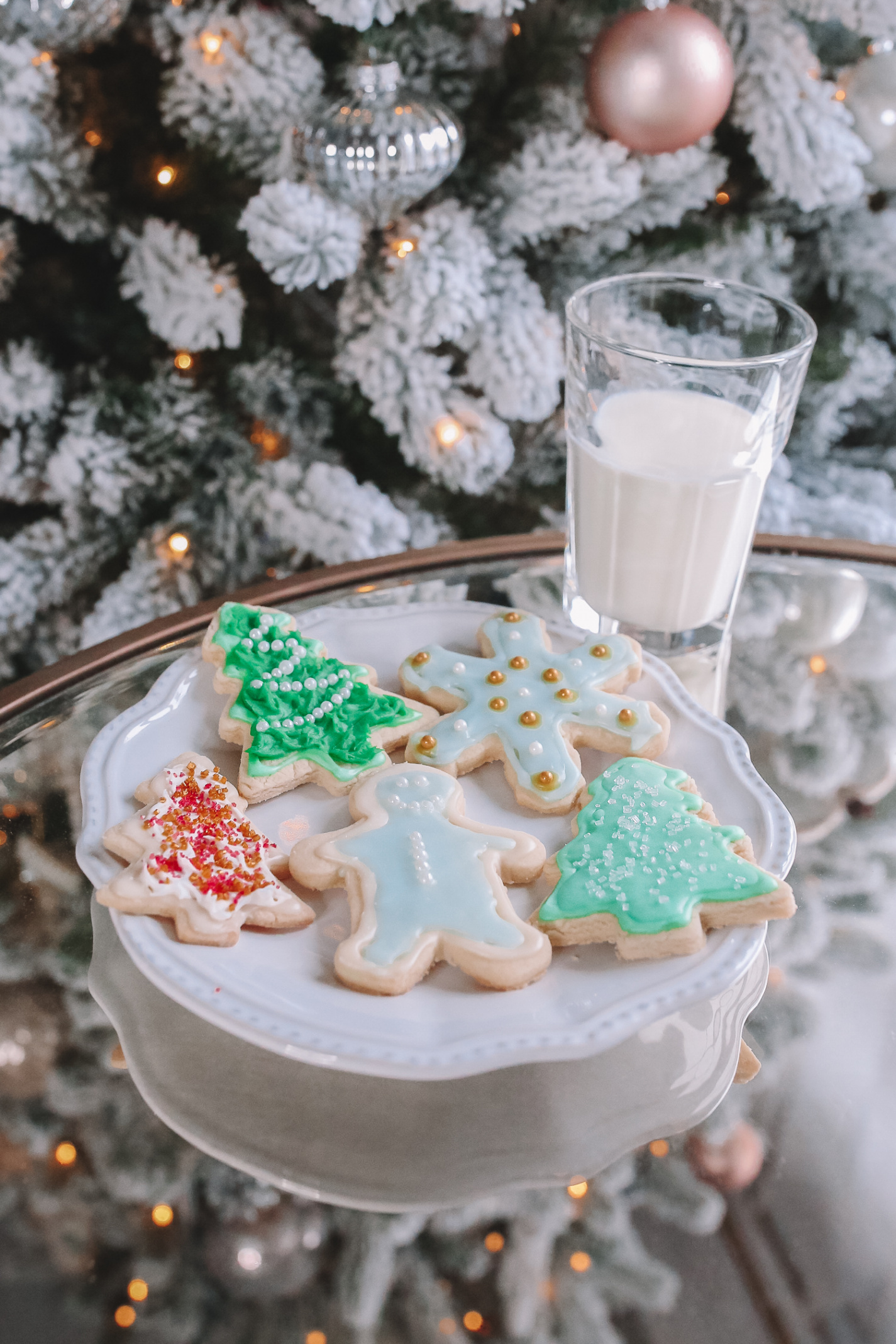 The BEST Christmas Sugar Cookie Recipe - Southern Curls & Pearls