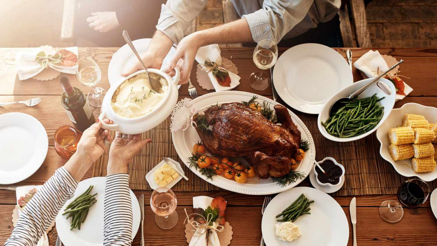 The Ultimate Stress-Free Guide to Hosting Your First Thanksgiving