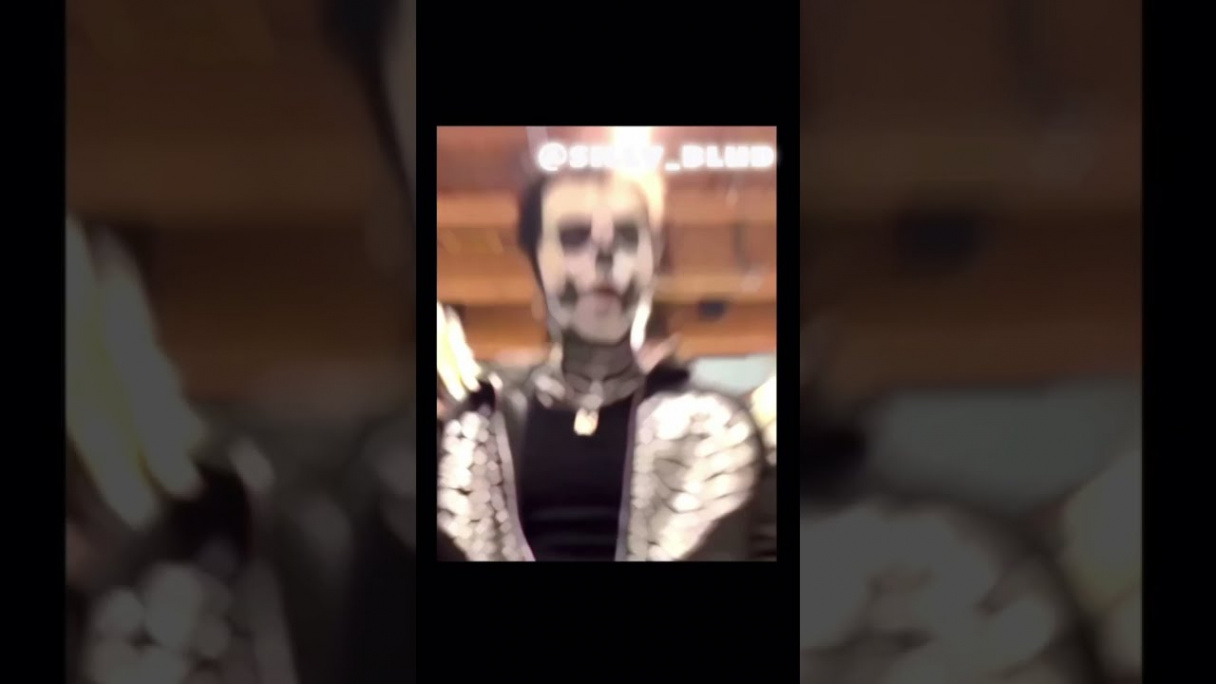 YUNGBLUD Skeleton Makeup Edit - YouTube