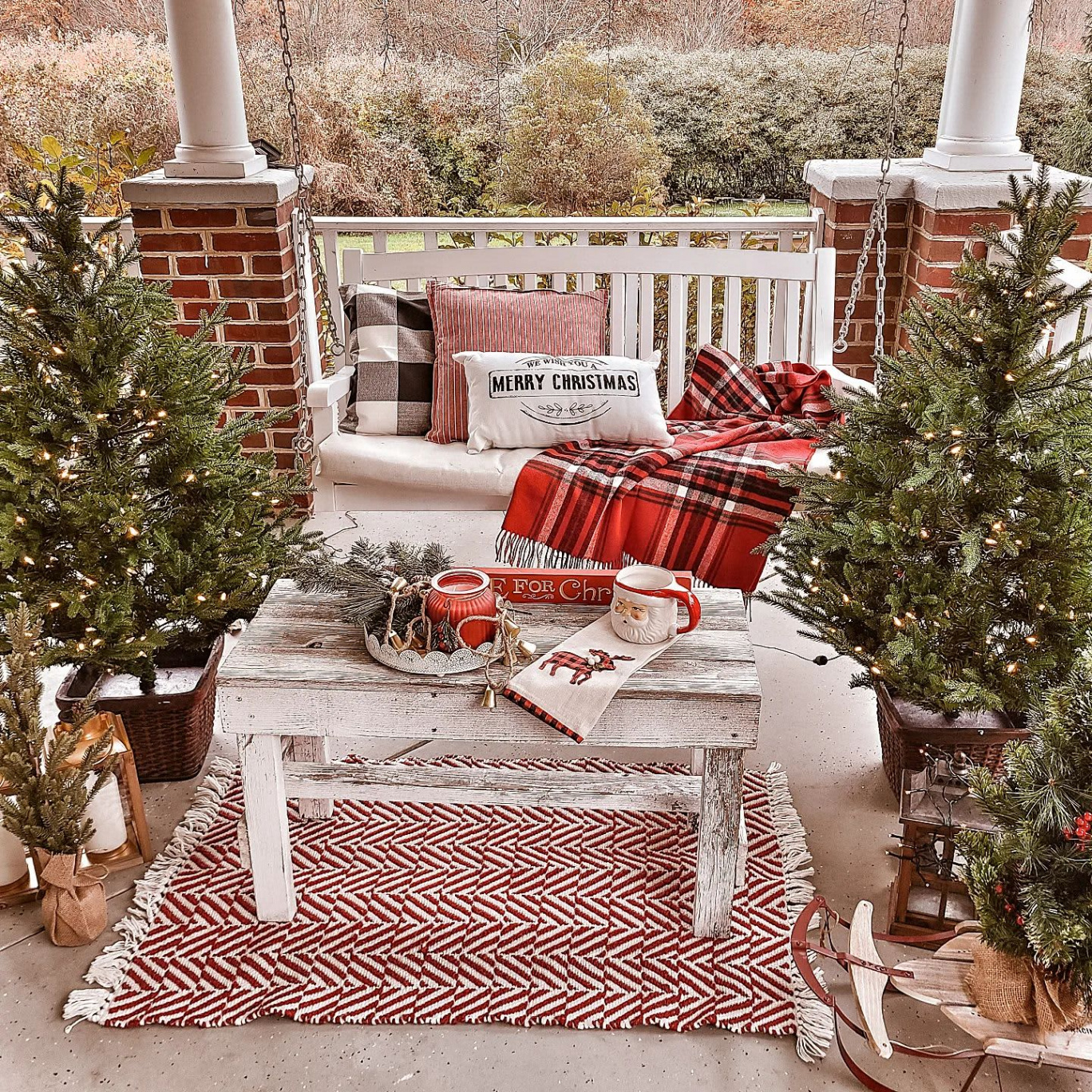 Christmas Balcony Decorating Ideas  Apartment Therapy