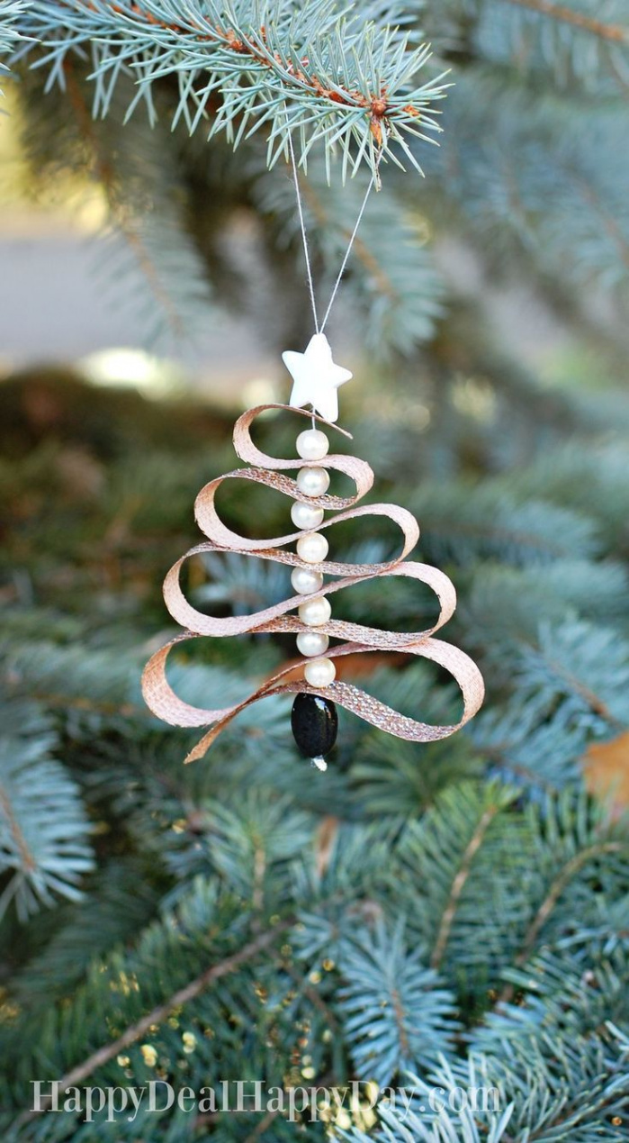 DIY Essential Oil Diffuser Christmas Tree Ornament