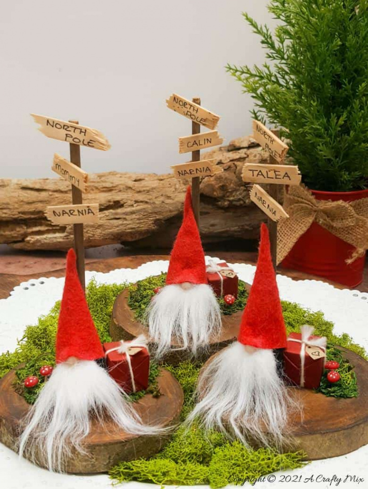DIY Miniature Sock Gnome Place Card Holders - A Crafty Mix