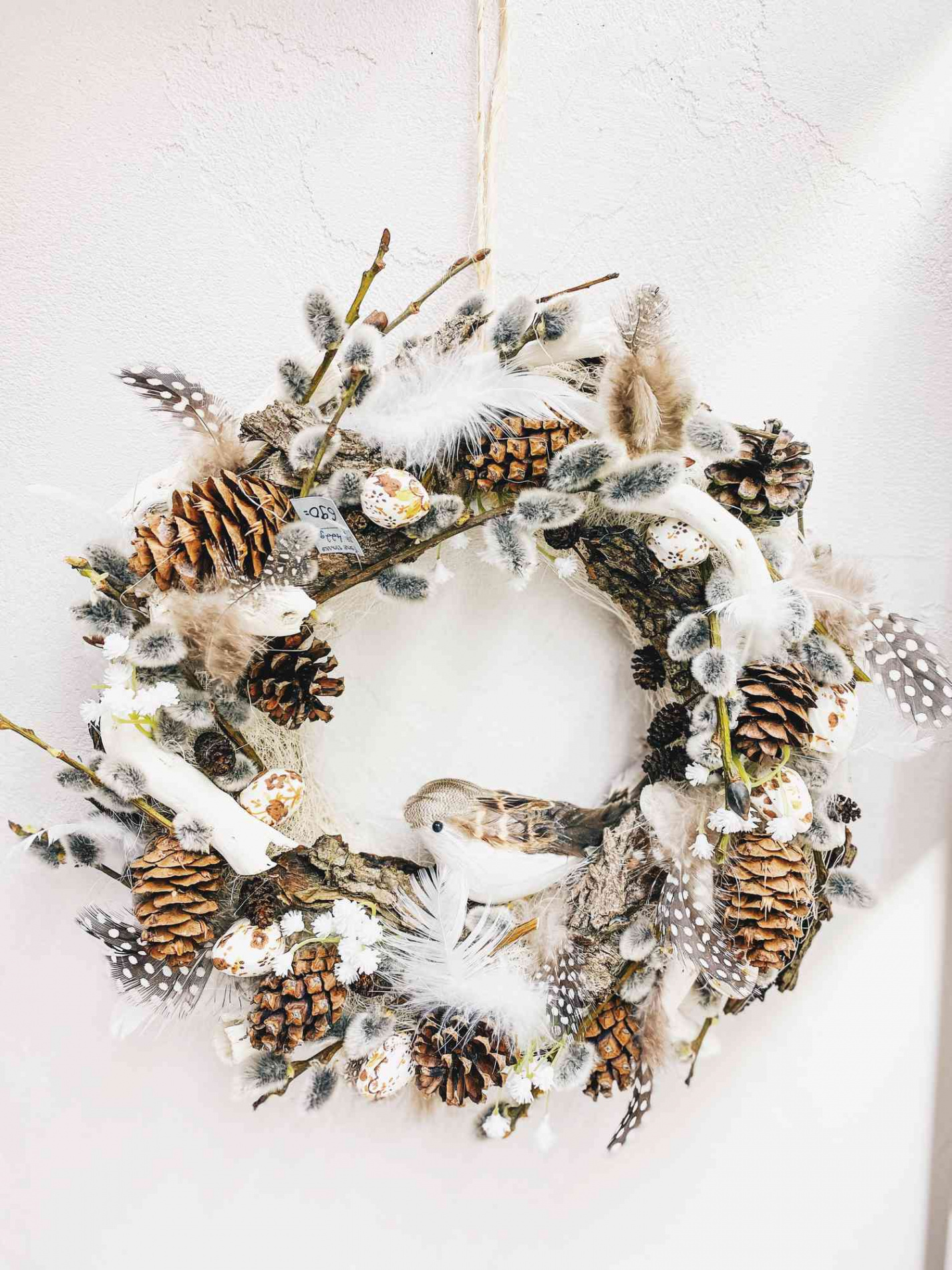 DIY Winter Wreaths to Make Your Home More Festive