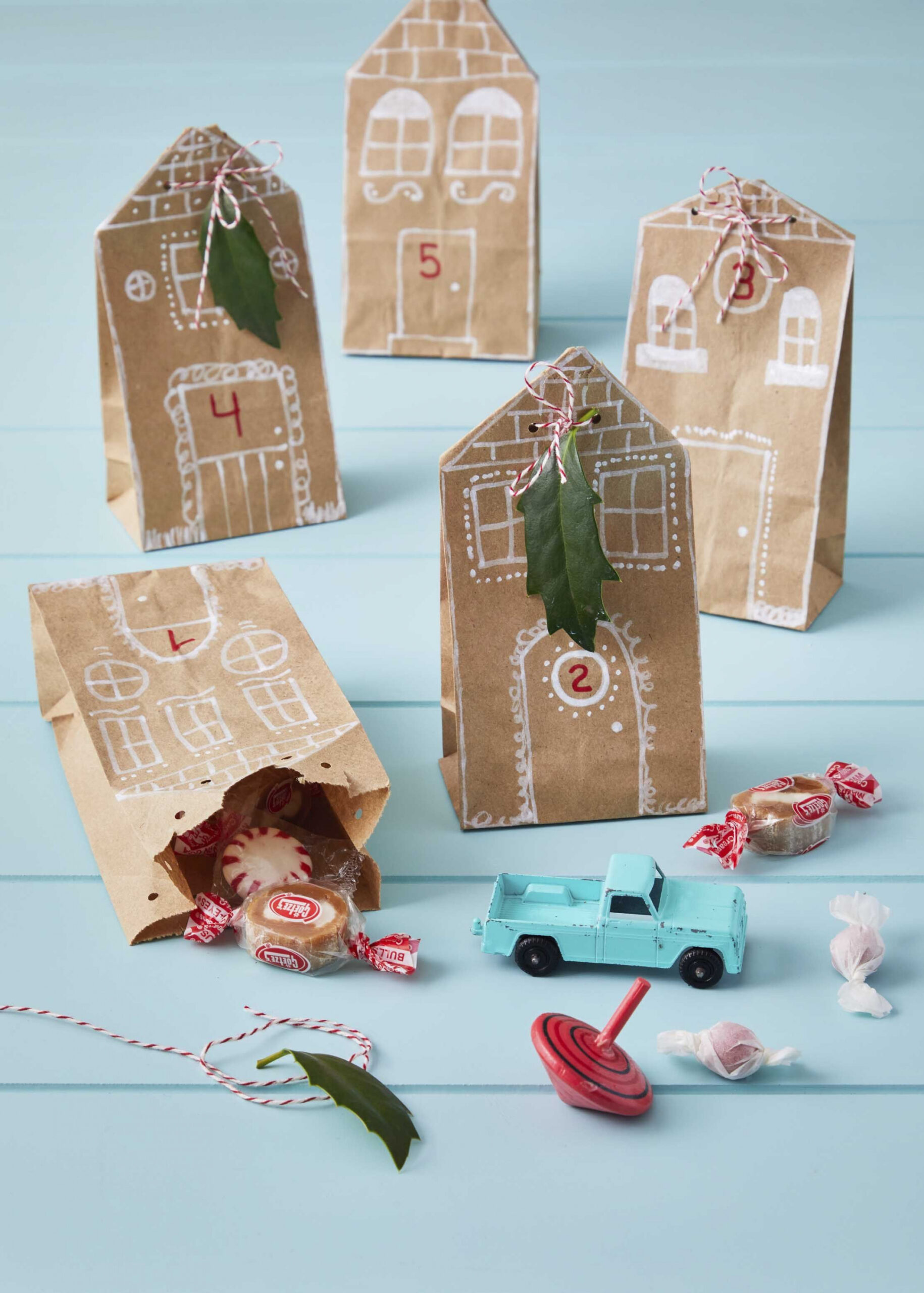 Easy DIY Christmas Crafts for Adults to Make in