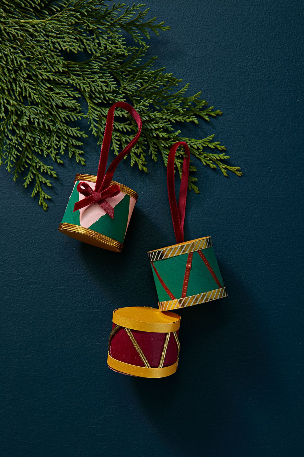 Easy Homemade Christmas Ornaments - DIY Christmas Ornaments