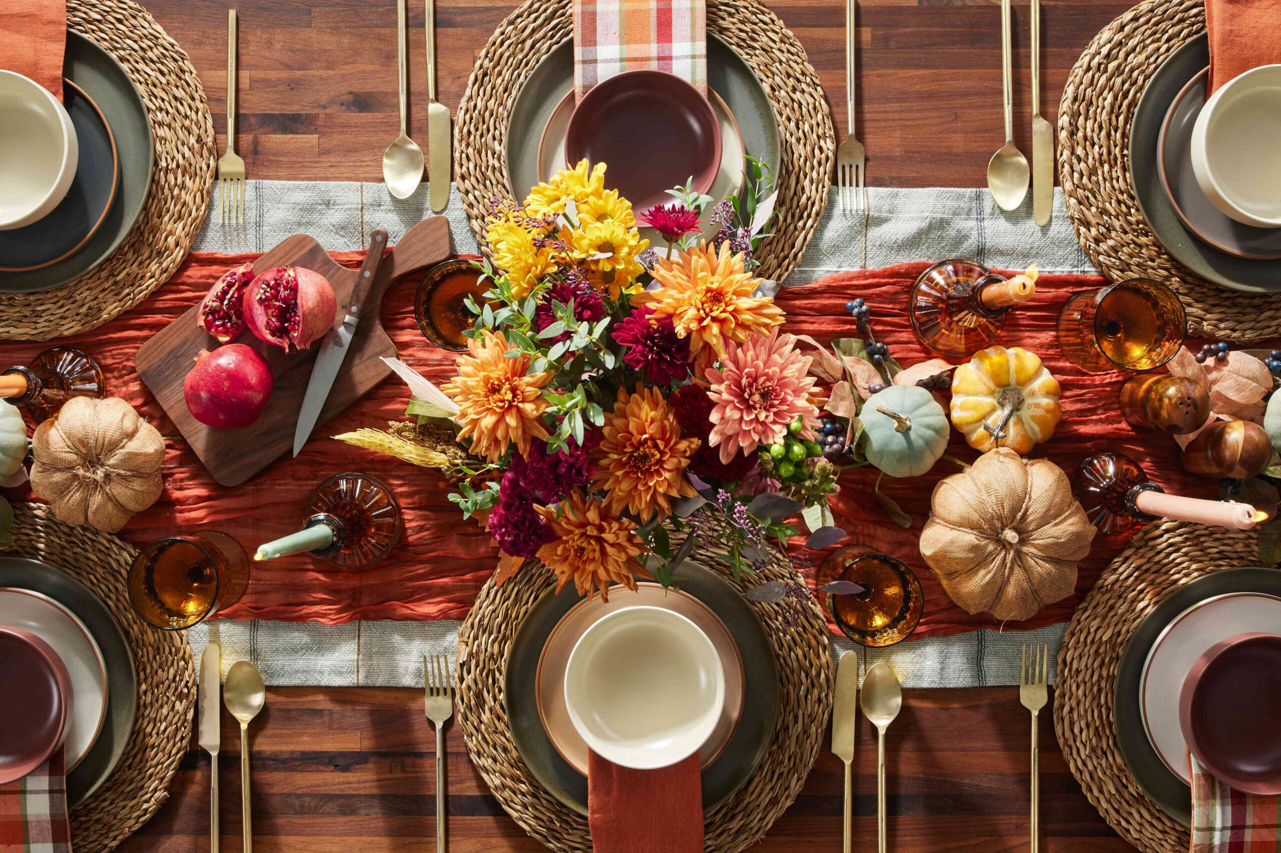 Festive Fall Centerpiece and Table Decor Ideas