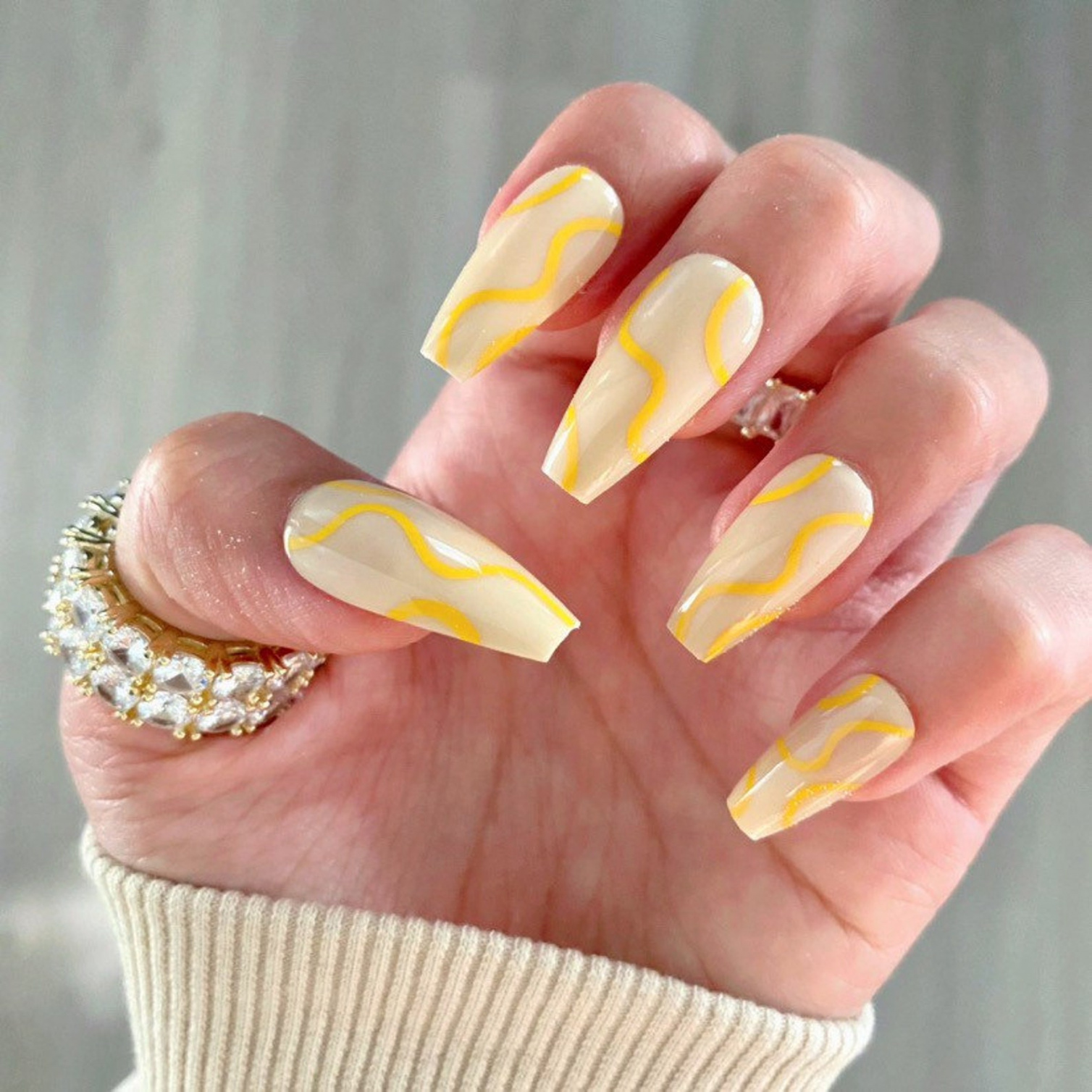 Gorgeous Yellow Nail Designs for 23 - College Fashion