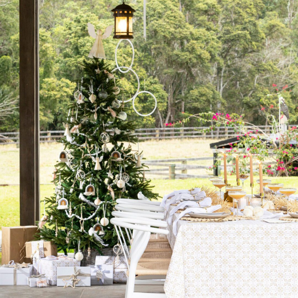 How To Decorate Your House For Christmas In Australia  Bella Vie