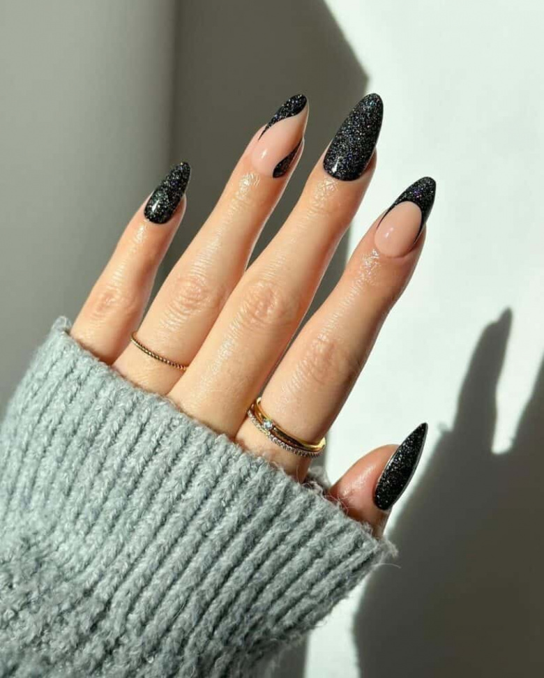 Insanely Cute December Nails and December Nail Designs You Have