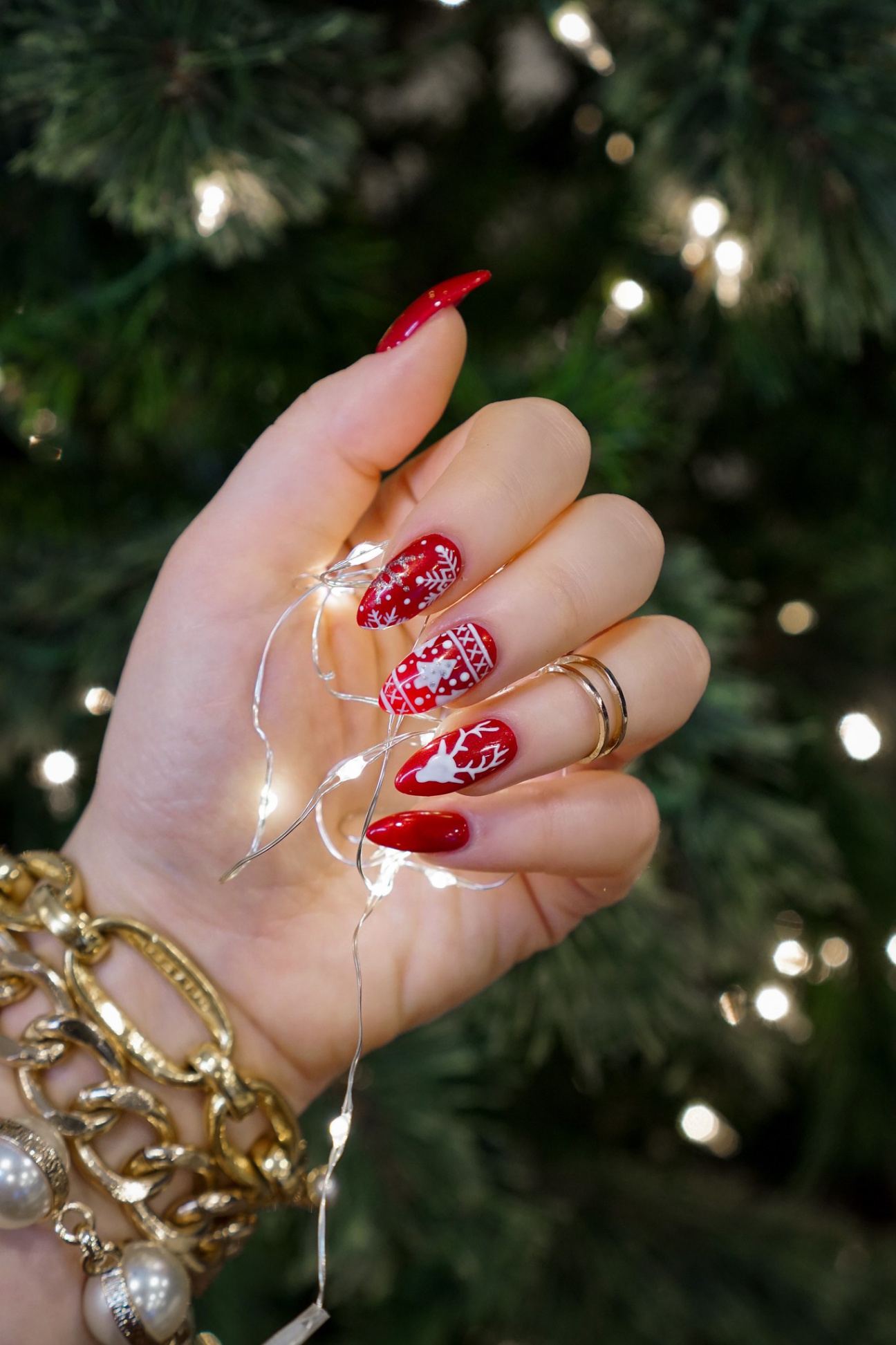 Manicure of the Month: Red Christmas Sweater Nails - living after