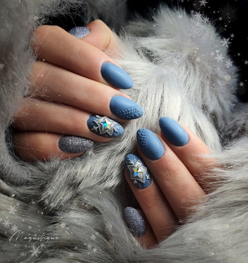 Nail Styles of the Week:  - 1 December - Scratch