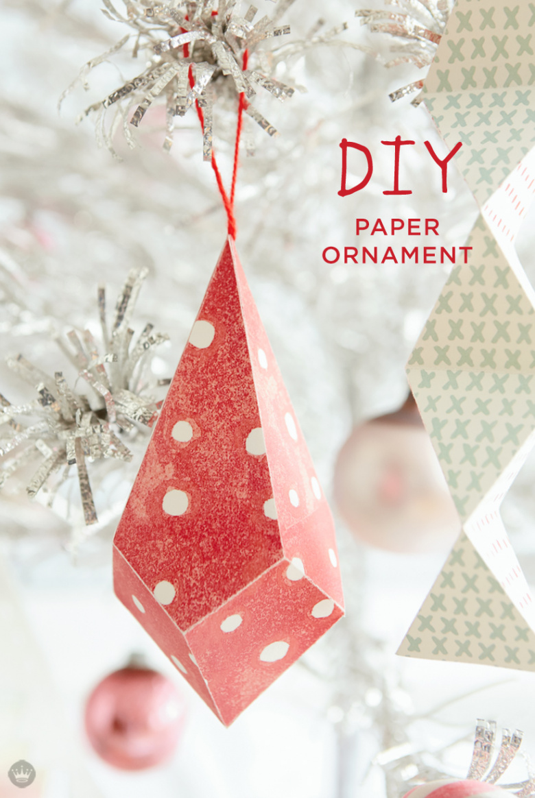 Paper Ornaments: Simple (and Cheap!) Christmas Tree Decorations