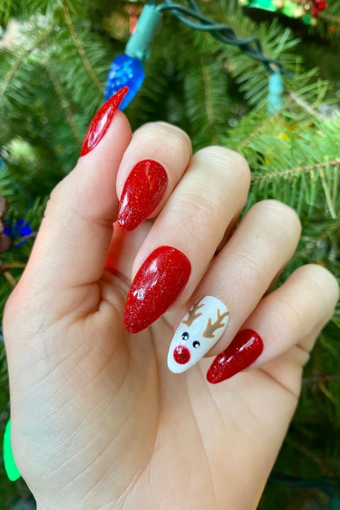+ Pretty Christmas Nail Ideas You Need To Try - LynSire