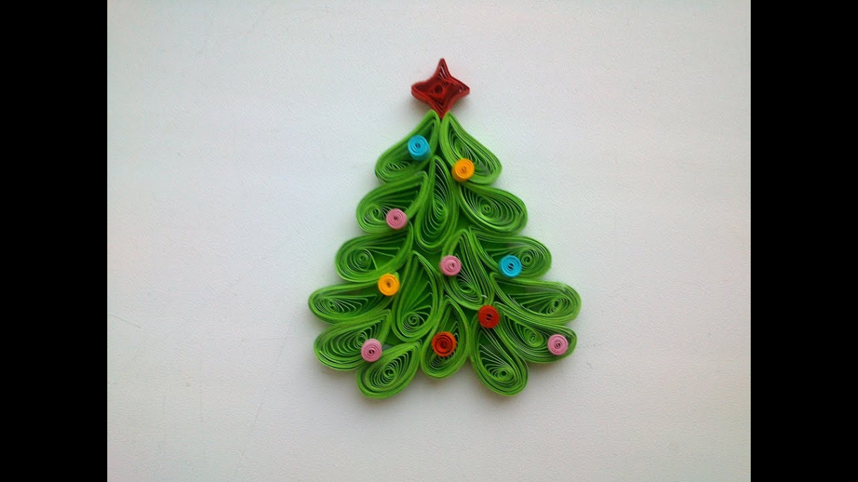 Quilling Christmas decoration: make quilling Christmas tree magnet.