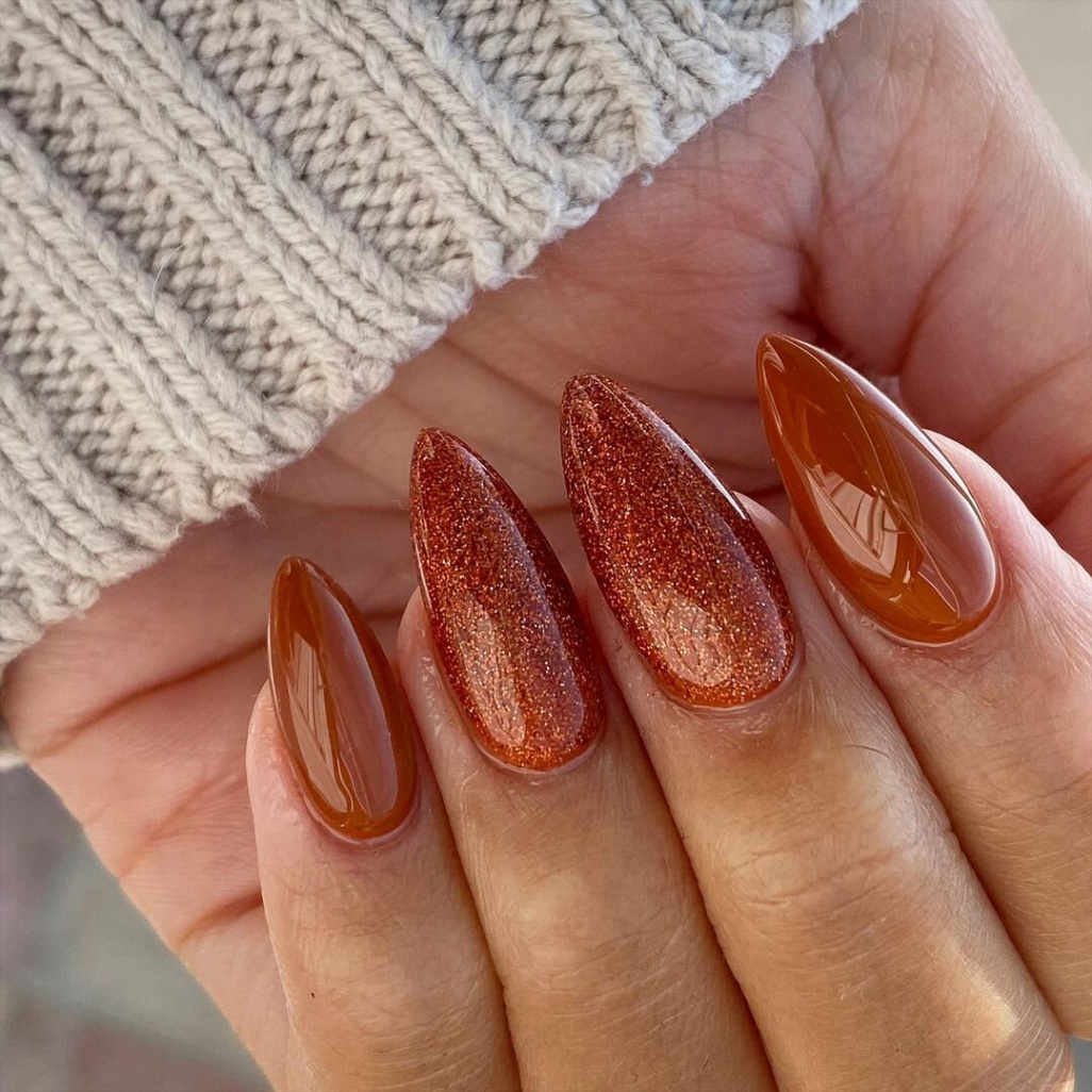 Thanksgiving Nail Designs to Let Your Manicure Take Center Stage