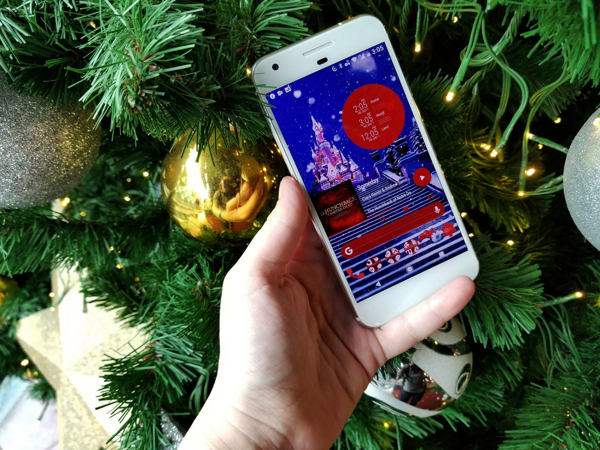 This is the essential Christmas theme for Android  Android Central