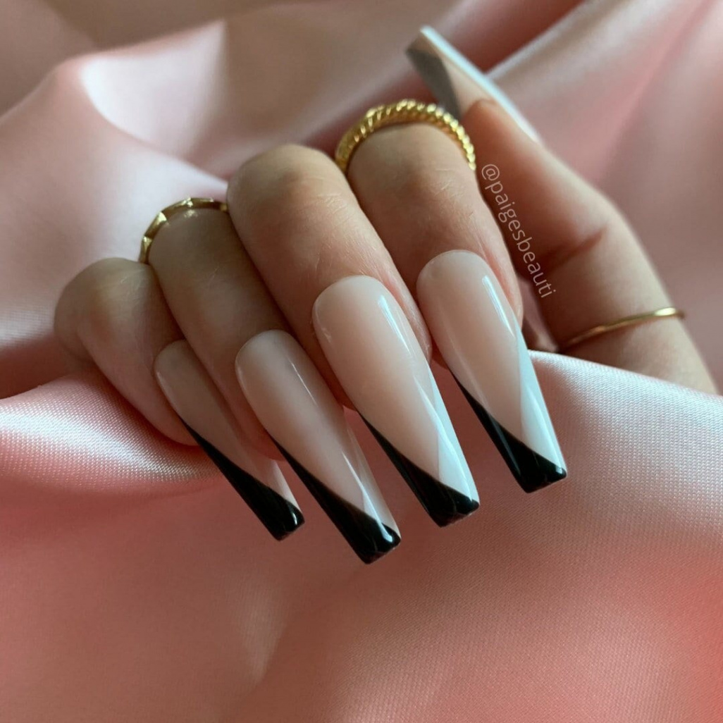 Black and White V Tip Nails - Etsy