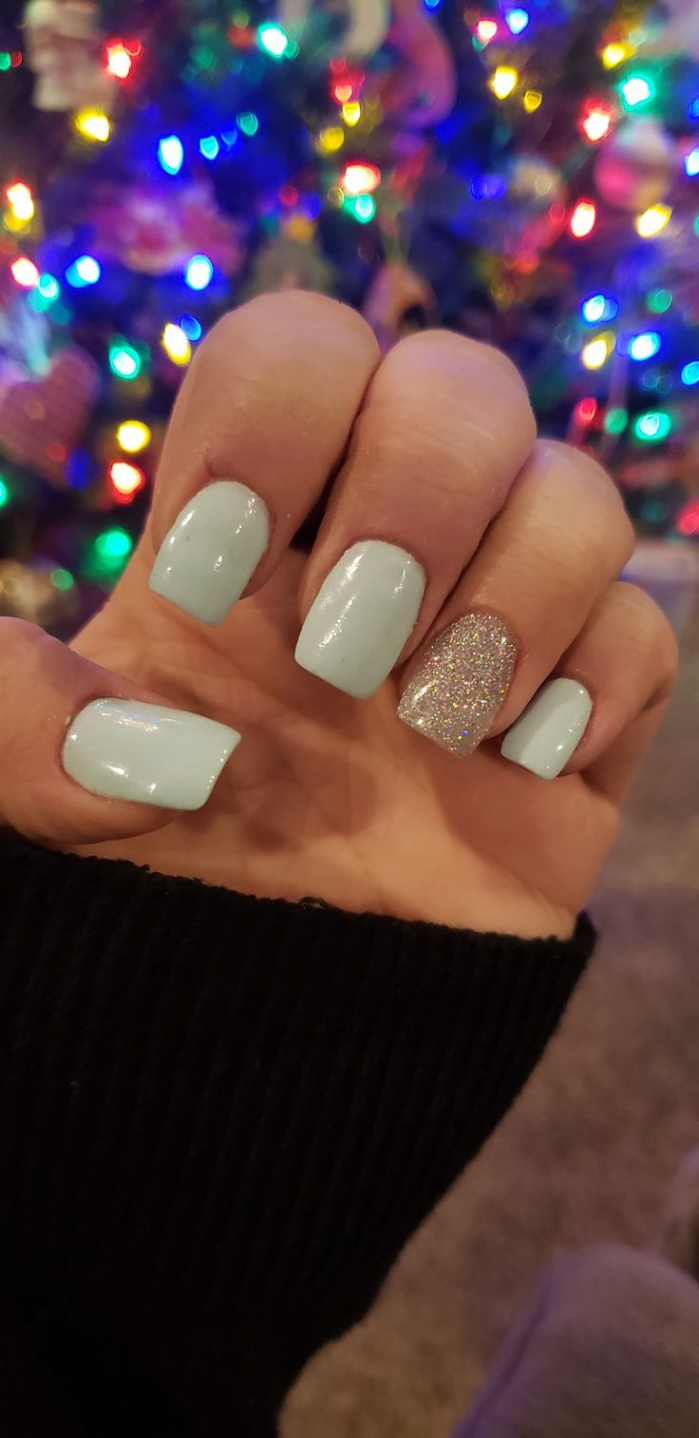 Christmas nails that arent red and green  Sns nails colors