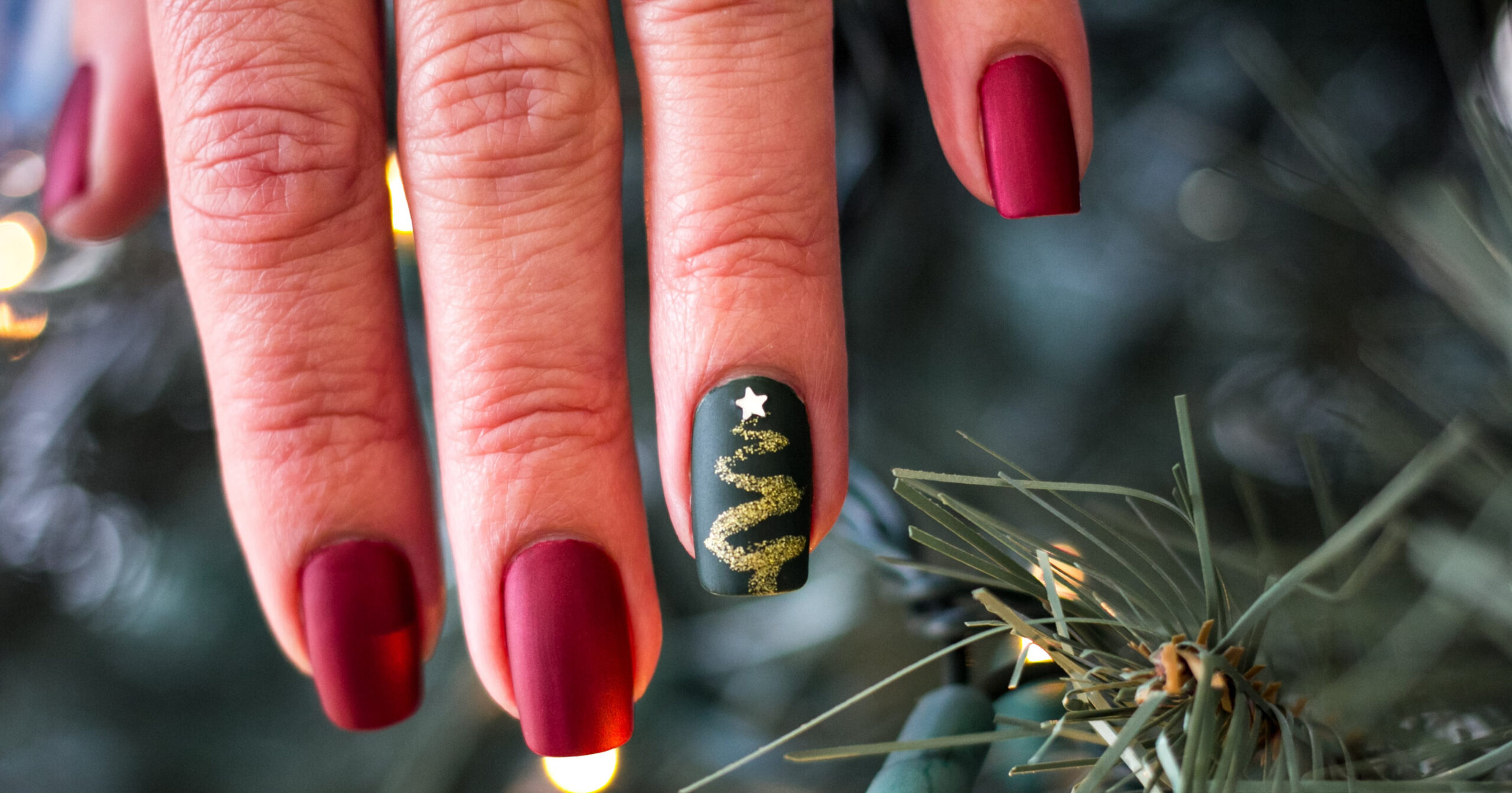 Christmas-Tree Nail Art For   POPSUGAR Beauty