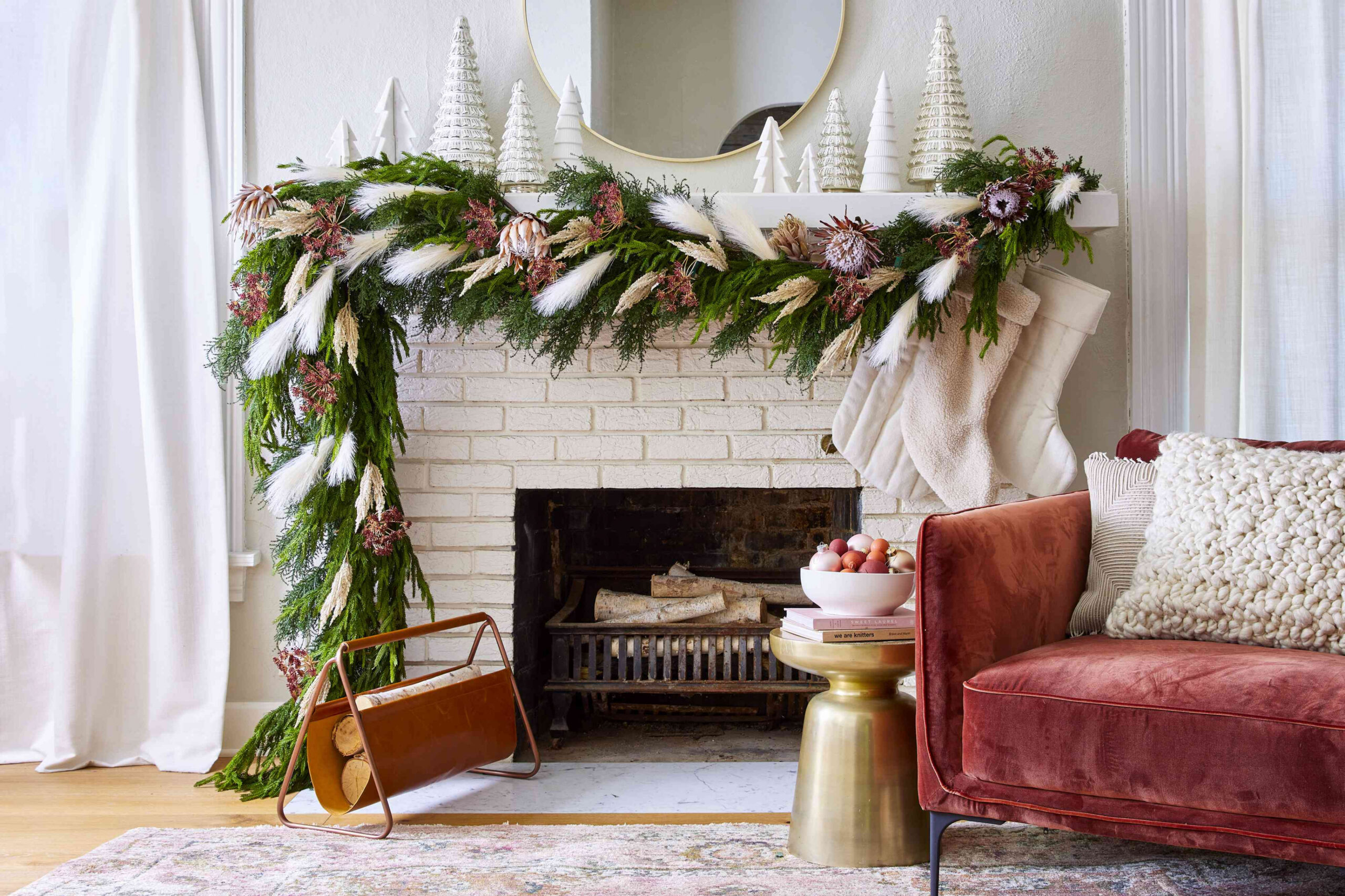 DIY Christmas Garland Ideas to Make Your Home Holiday Ready