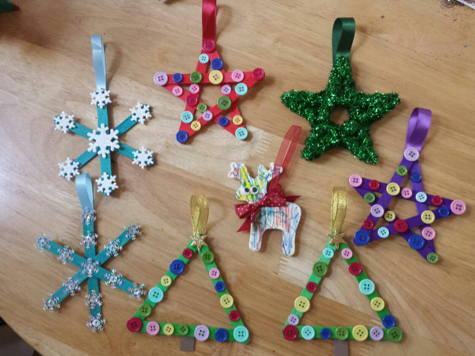 DIY Christmas Tree Decorations for Kids: Lollipop Stick Crafts