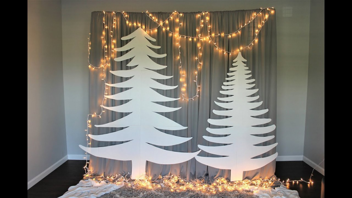 Easy & Affordable Christmas Backdrop DIY  How To