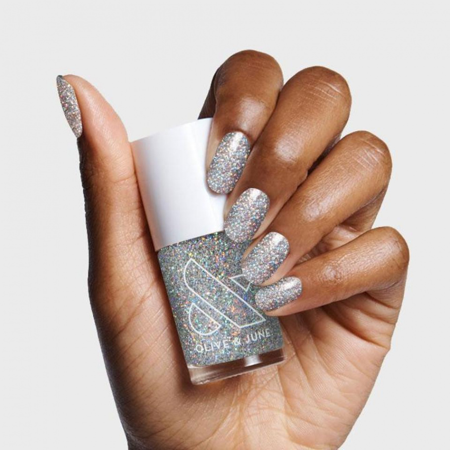 Festive Nail Colors Perfect For The Holiday Season - Forbes Vetted
