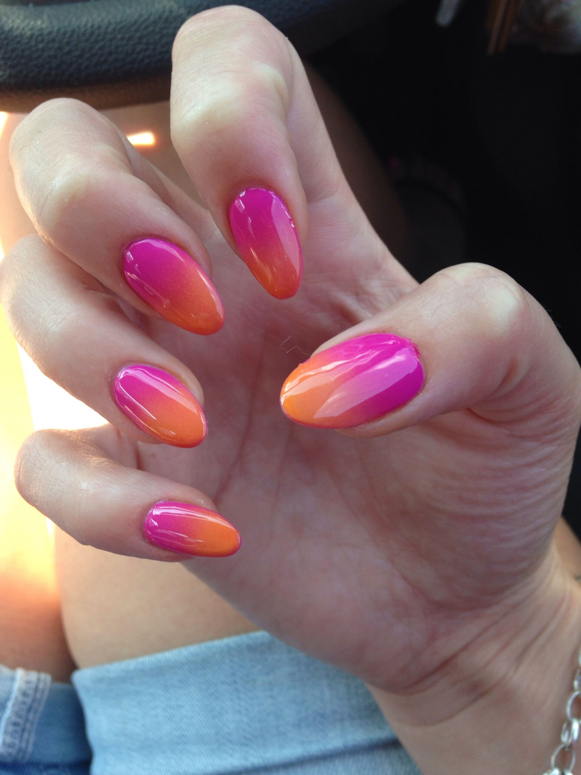 Holiday nails #almond #shaped #ombre #pink #orange  Holiday nails