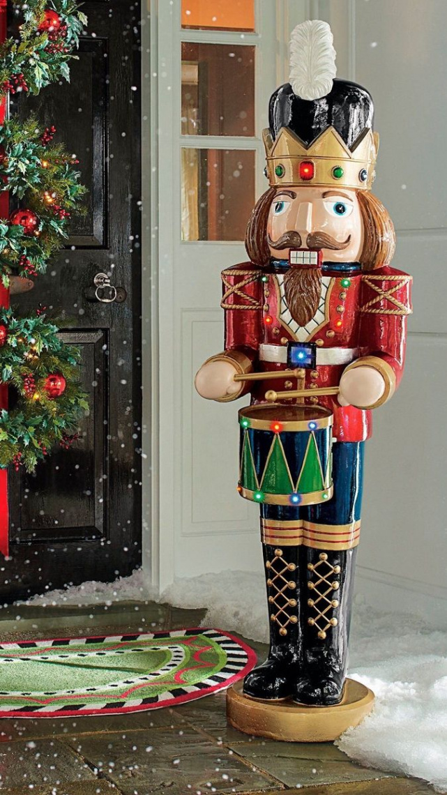 Nutcracker  Nutcracker christmas decorations, Nutcracker