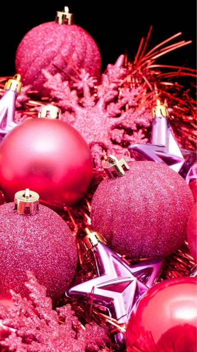 Ƥιηтєяєѕт: ƐηcнαηтєɗIηƤιηк  Purple christmas decorations