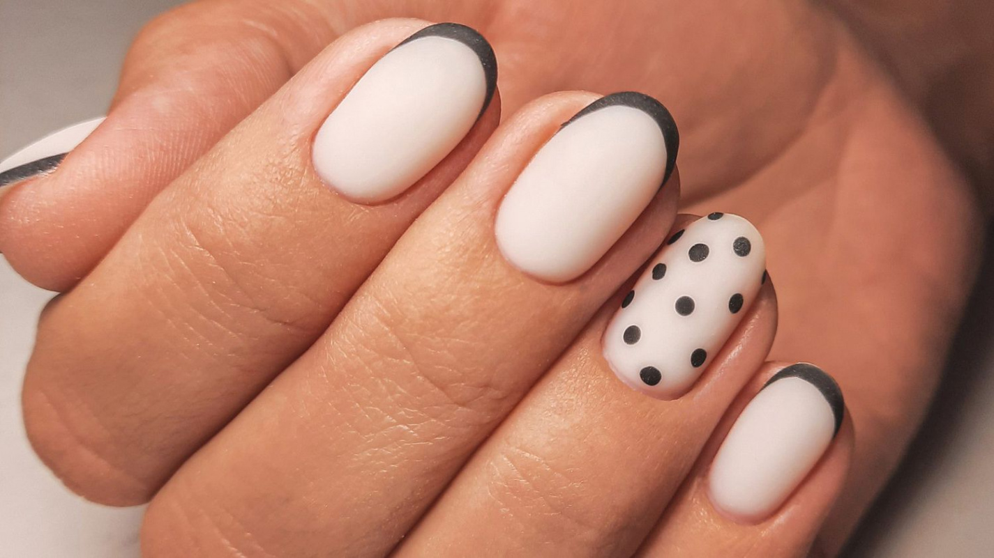 Round Nail Designs to Inspire Your Next Manicure