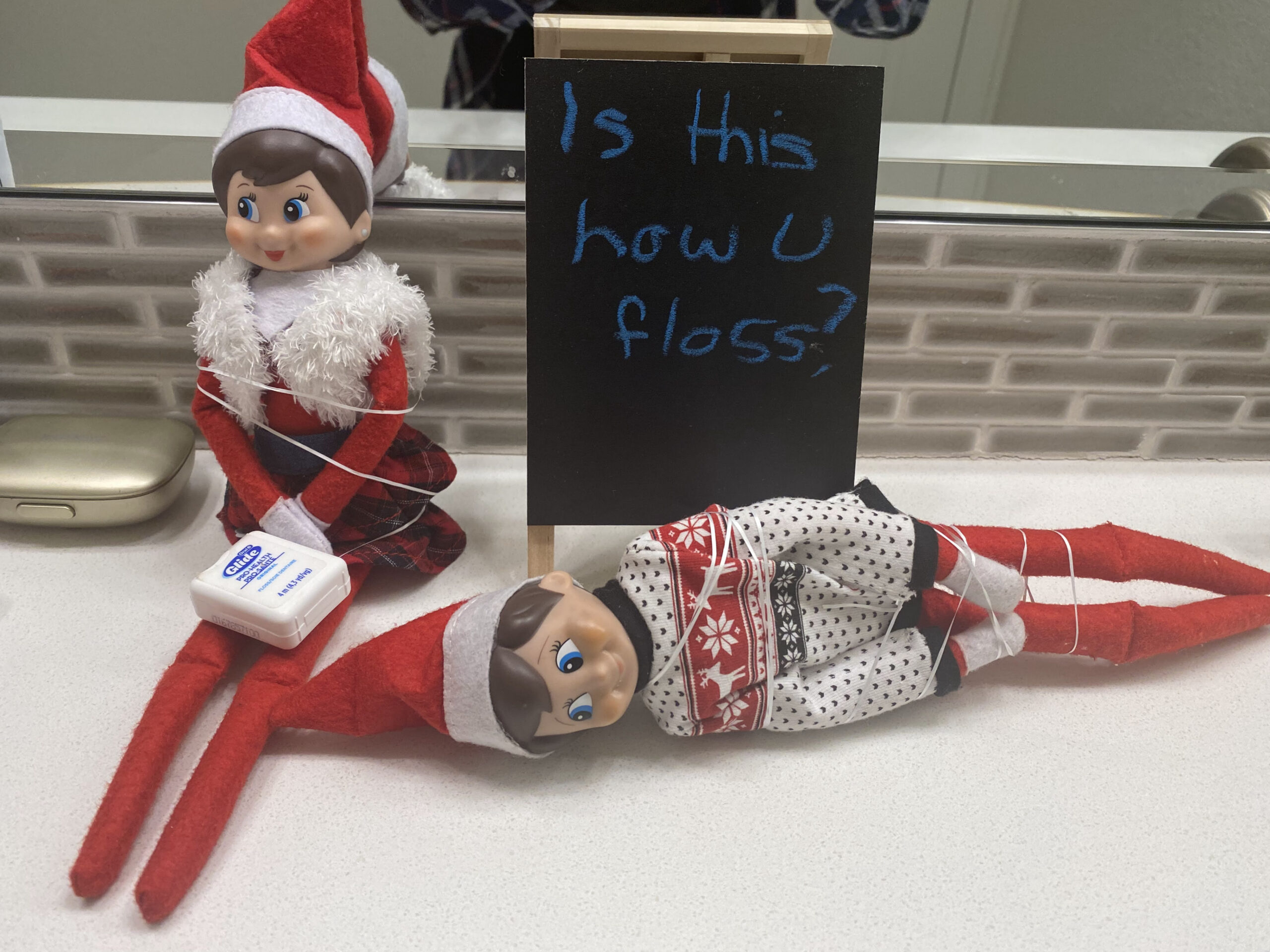 Running out of Elf on the Shelf ideas? Here are some to get you