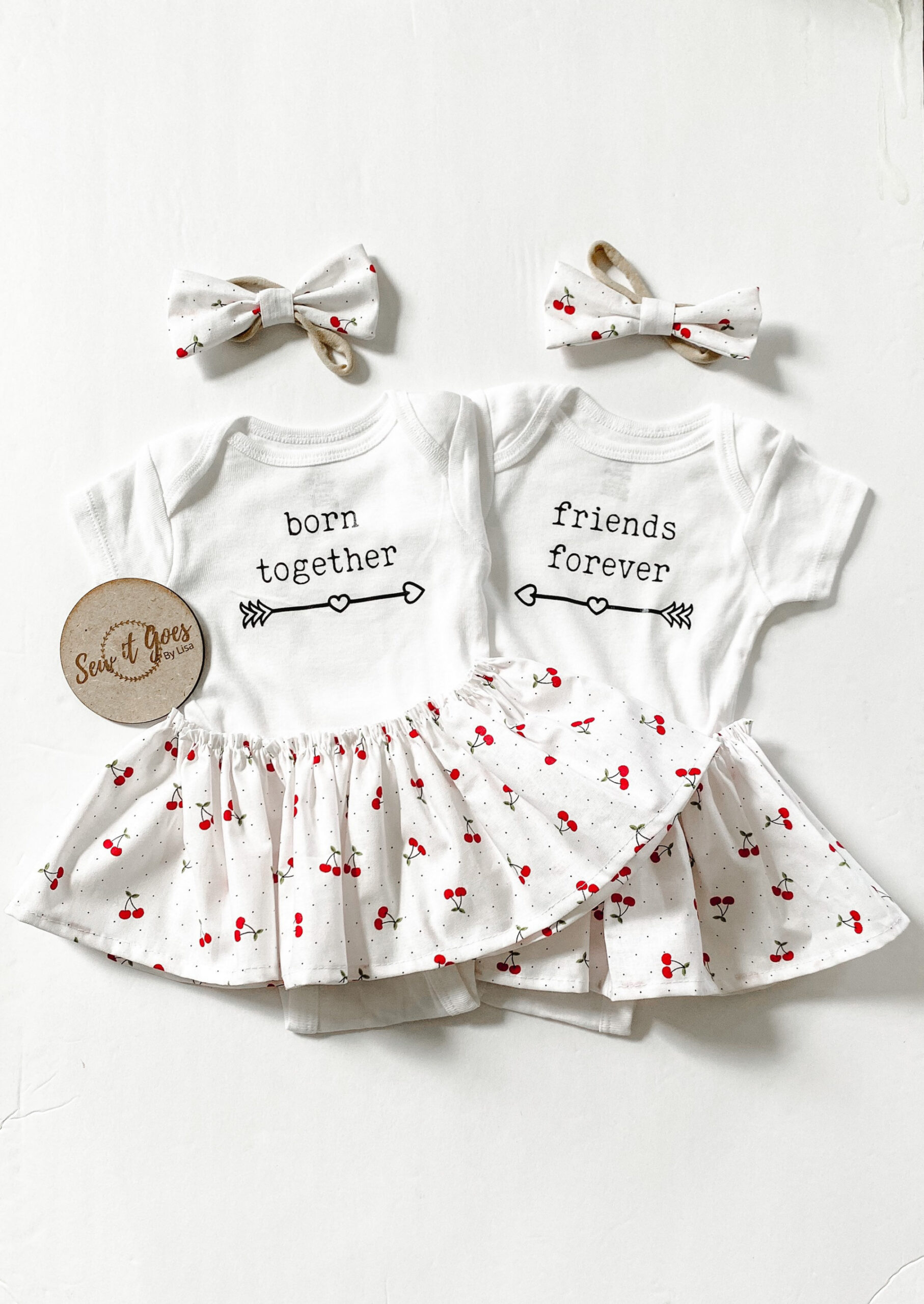 TWIN GIRL OUTFIT, Newborn Twin Outfit, Baby Girl Twins Coming Home