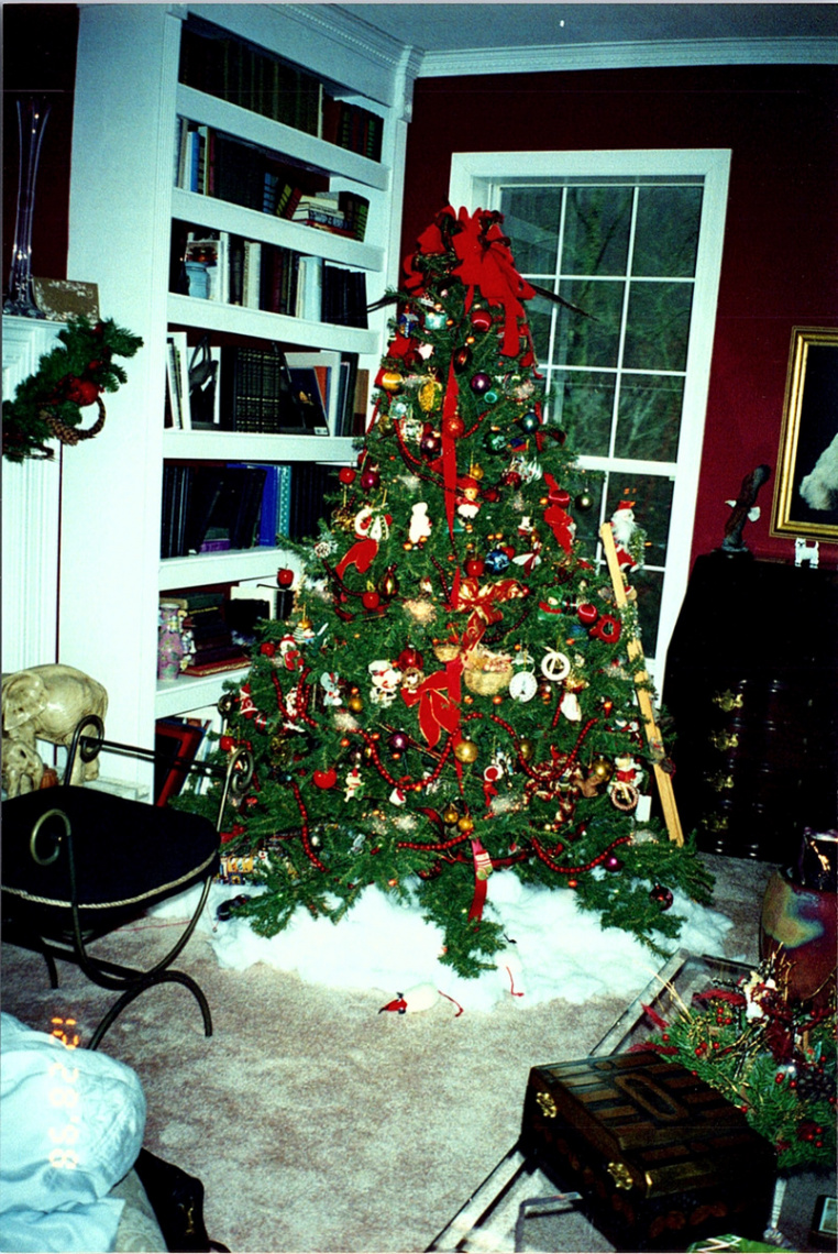 Vintage s Found Photo - Pretty Christmas Tree With Ornaments